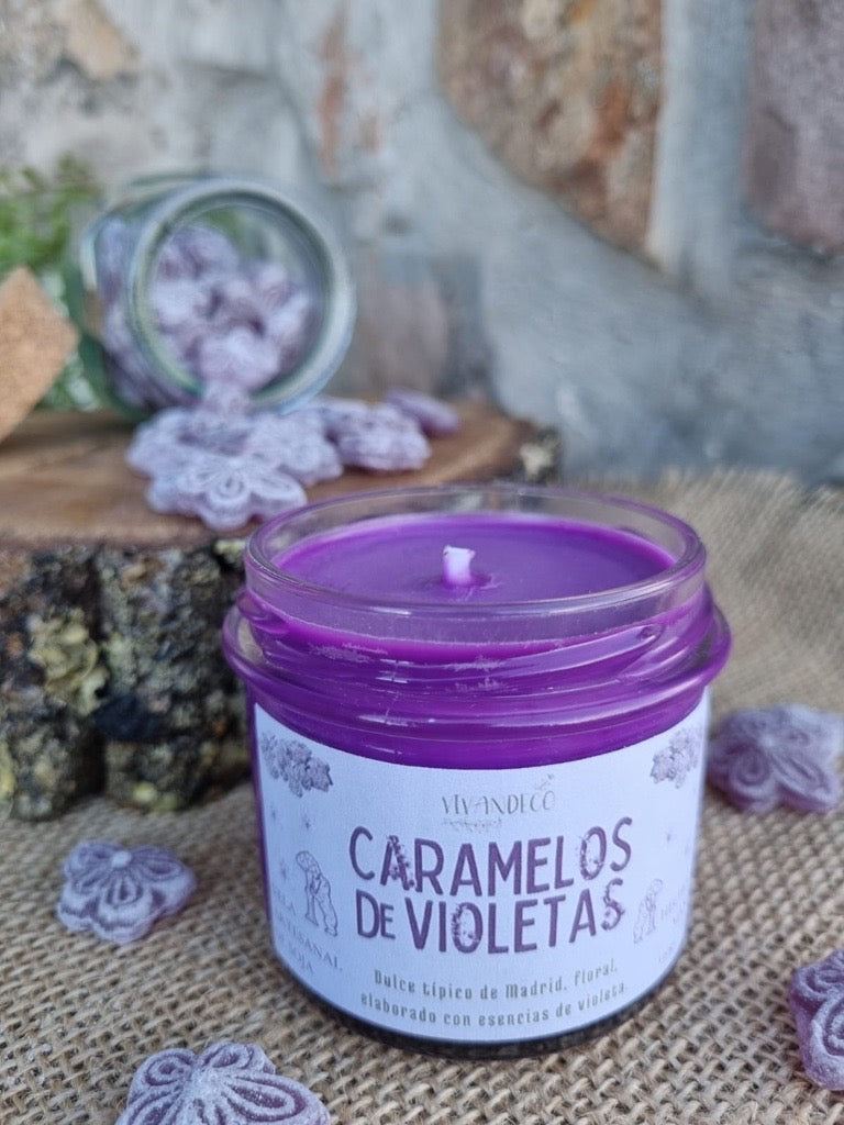 vela-soja-caramelos-violetas