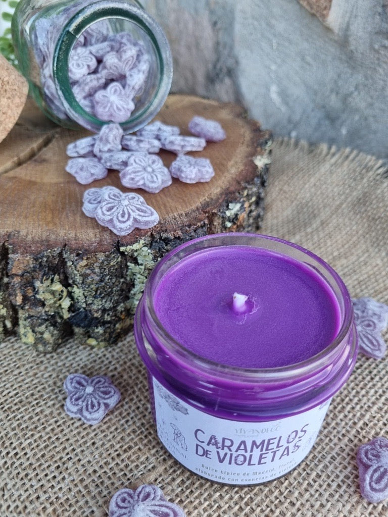 vela-soja-caramelos-violetas